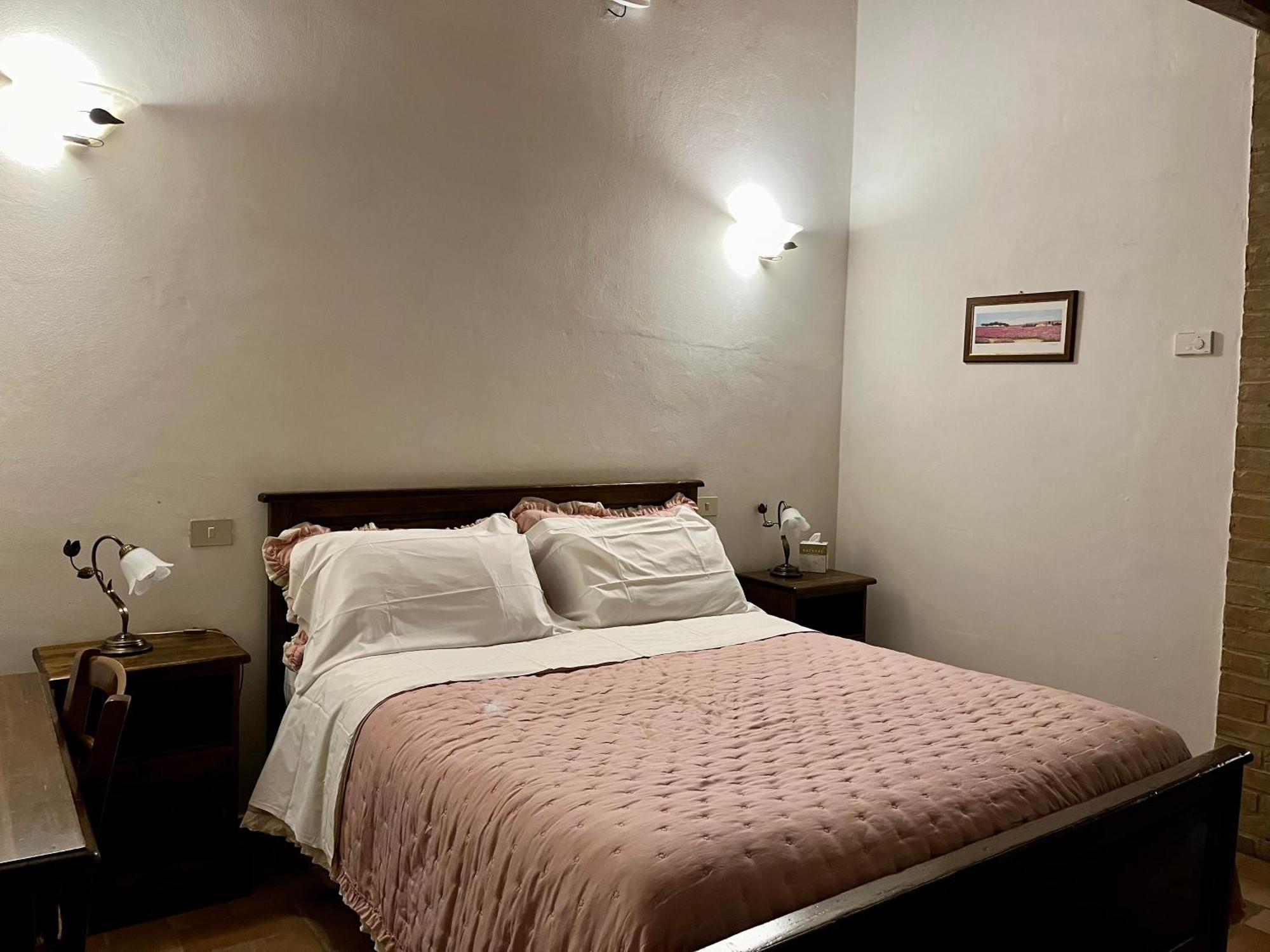 Agriturismo Le Querciole In Val D'Orcia Bagno Vignoni Room photo