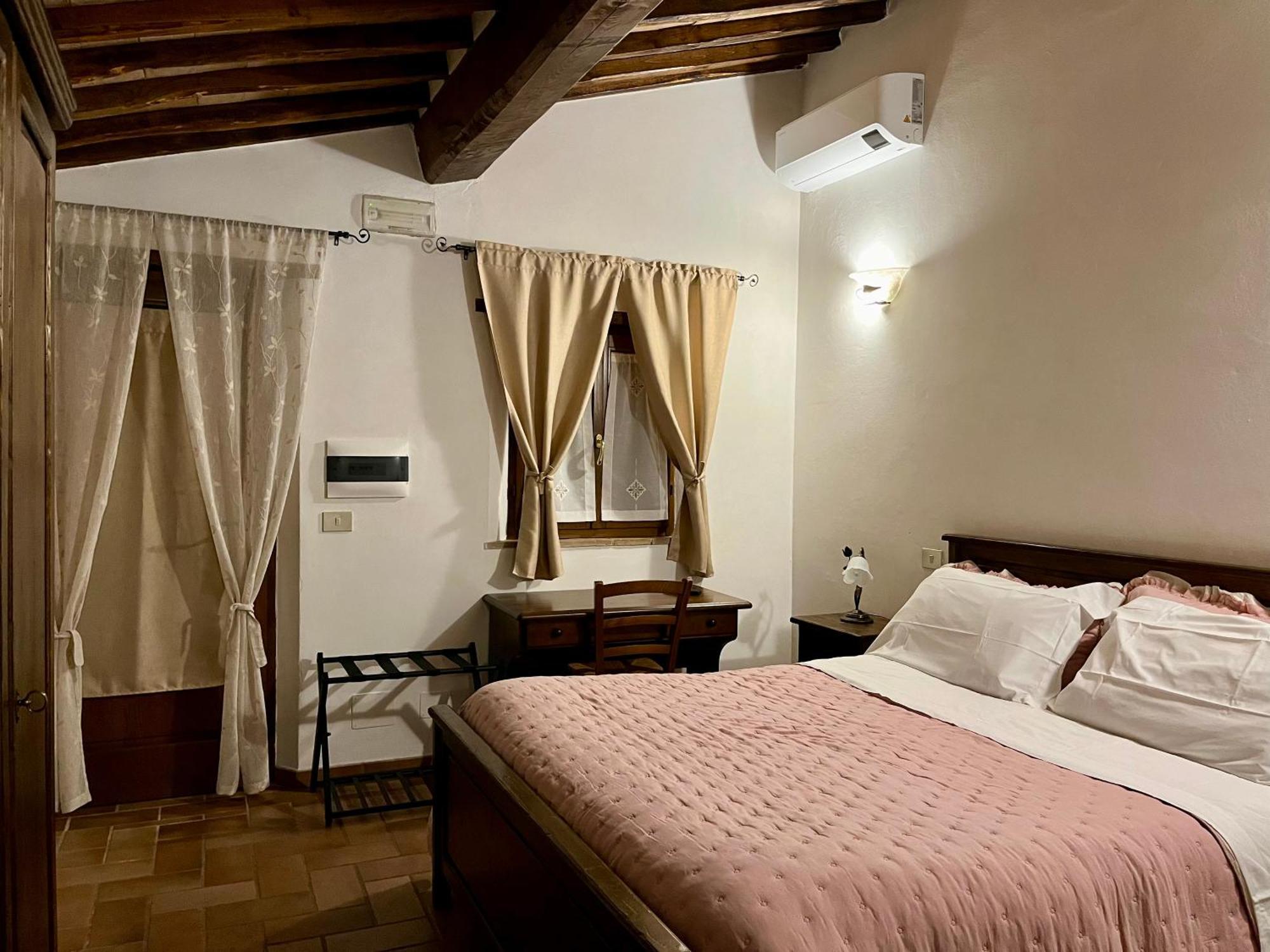 Agriturismo Le Querciole In Val D'Orcia Bagno Vignoni Room photo